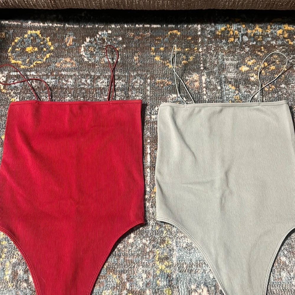 Pac Sun - 2 Bodysiuits